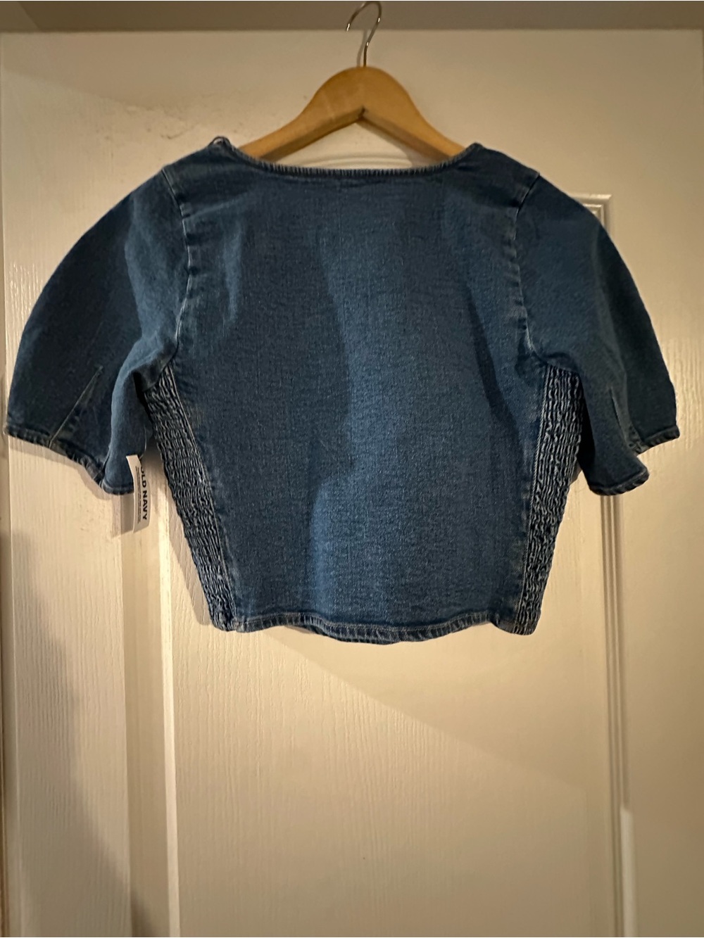Old Navy Cropped Square-Neck Denim Top - Picture 2 of 3